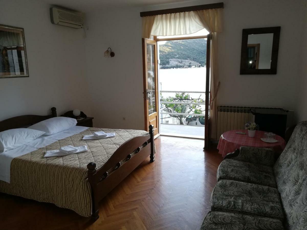 זאטון Villa Kukuljica מראה חיצוני תמונה